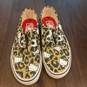 Leopard Hello Kitty Vans 🎀🖤